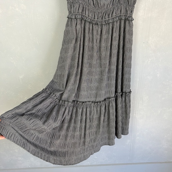 T Tahari size M ruffle tiered gingham midi dress black lined spaghetti strap - Picture 7 of 16